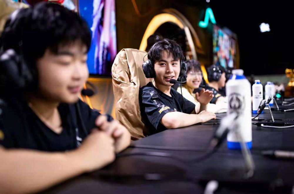 2025LPL夏季赛定组赛各组出线形势分析：A组／D组大乱斗